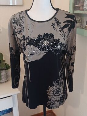 Jess And Jane Long Sleeve Top